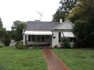 22 Prospect St, Inman, SC 29349