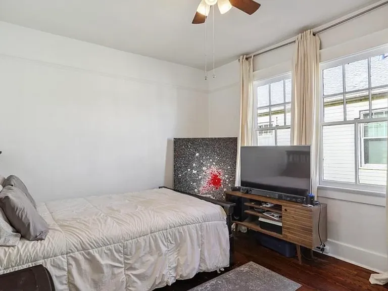 2232 S Salcedo St — Photo 9