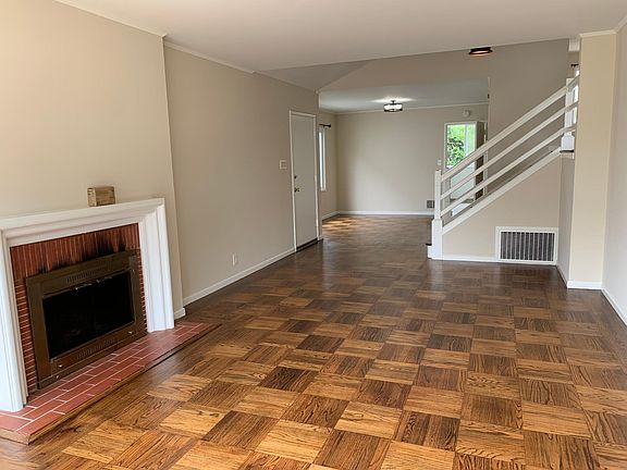 2nd image of 828 N Mayfair Ave