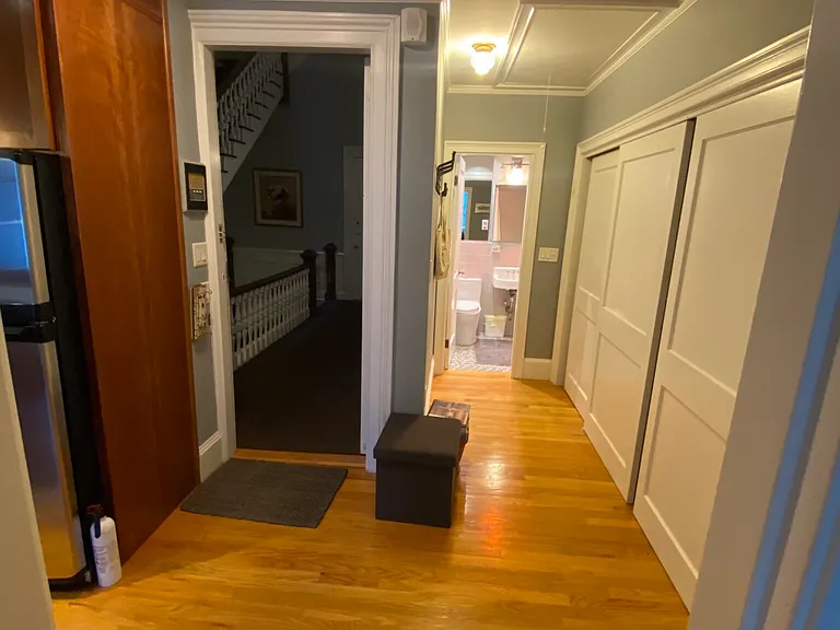 125 Beacon St #10 — Photo 9