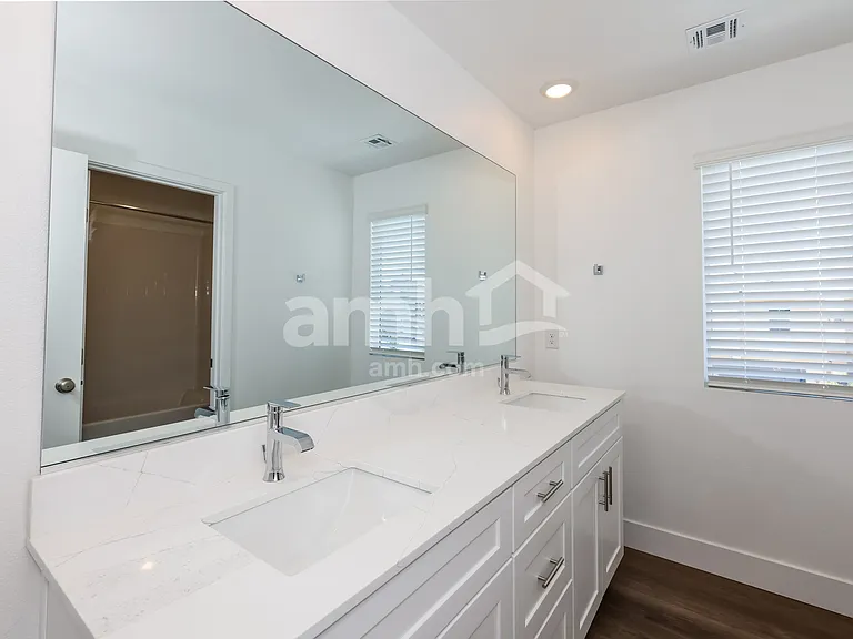 9572 Marchmont Rd — Photo 16