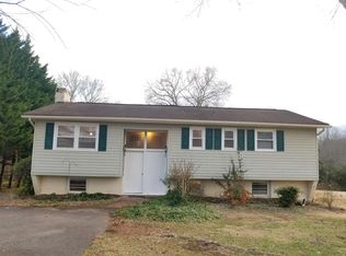 2770 17th Ave NE, Hickory, NC 28601