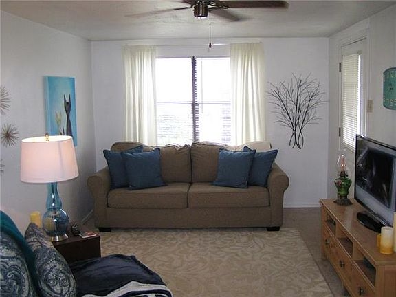 5th image of 4523 Lakecrest Dr