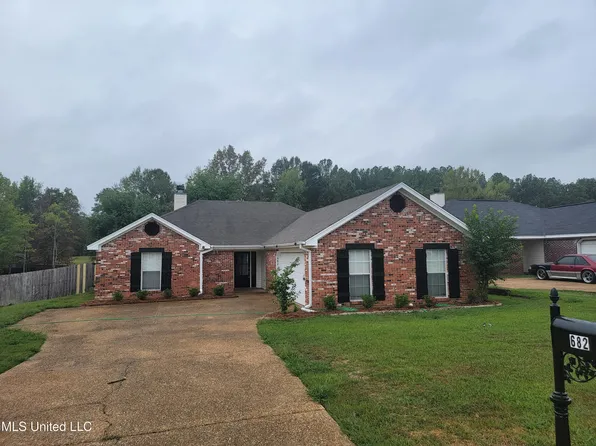 682 Parker Pl, Brandon, MS 39042
