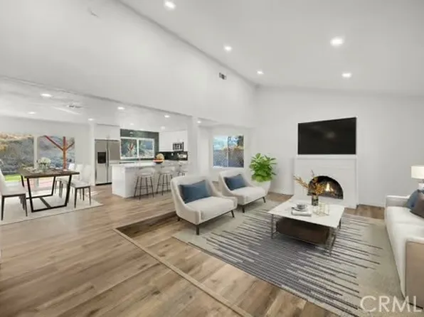 2180 Whitestone Dr, Riverside, CA 92506