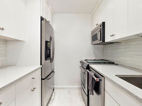 3rd image of 436 E 86th St #34C