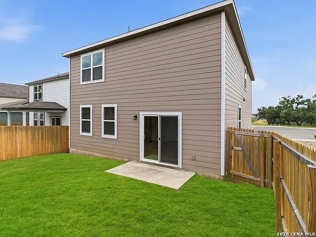 14607 Emerio Dr — Photo 23
