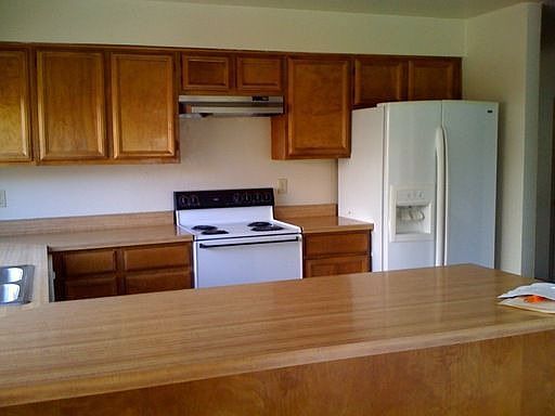 2nd image of 2435 Fountain Oaks Dr
