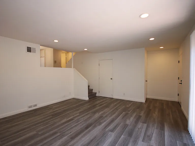 1508 Dixon St #E — Photo 7