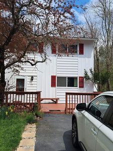 69 Robert Rd, Kiamesha Lake, NY, 12751