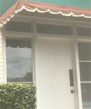 2nd image of 1401 Forest Edge Dr APT 26