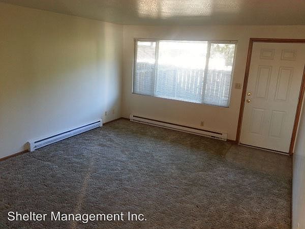 2nd image of 1842 32nd Pl NE