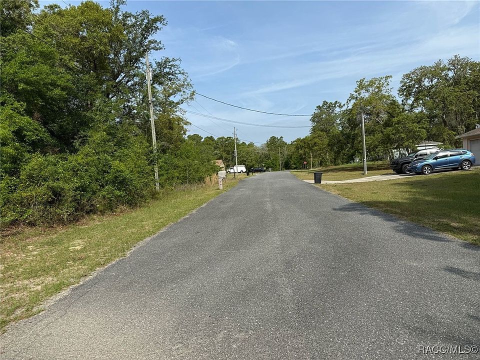 2nd image of 10274 N Harbor Way