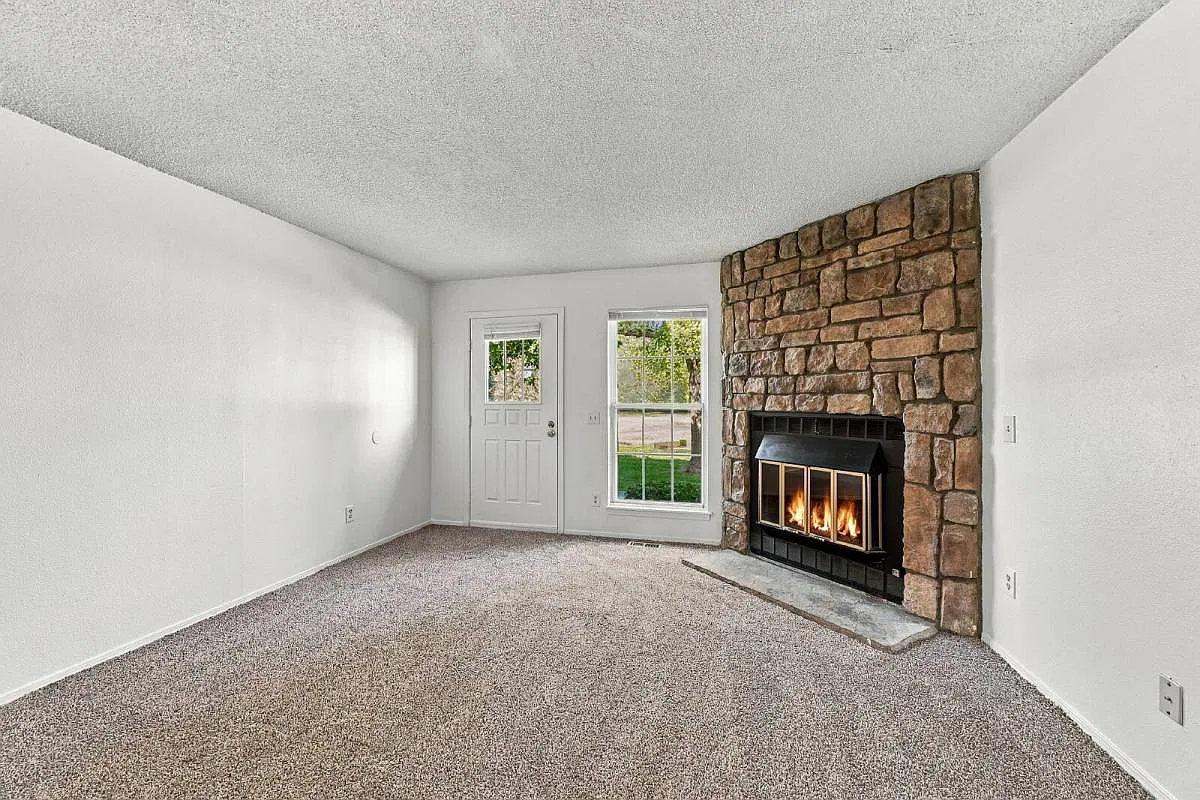 1601 S Idalia Circle E in Aurora, CO 80017 — Photo 4