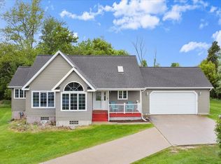 306 Meister Rd, Fremont, MI 49412