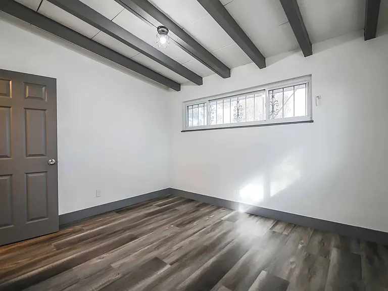 612 N Bruce St — Photo 28