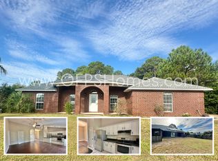 1933 Indigo Dr, Navarre, FL 32566