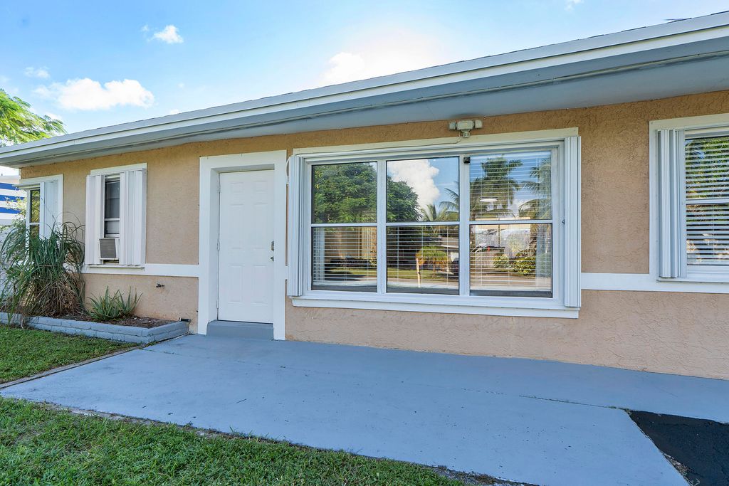 2911 NE 11th Avenue, photo 5