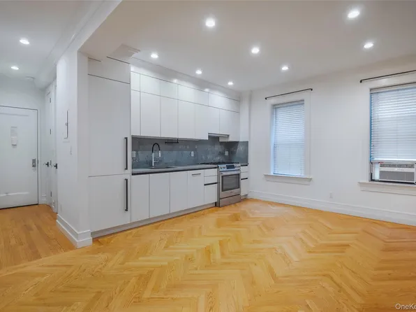 24-51 38TH Street #A4, Astoria, NY 11103