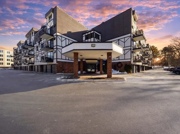 9 Broadway APT 217, Saugus, MA 01906
