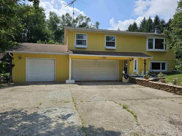 1618 Edgewood Dr, Davis, IL 61019