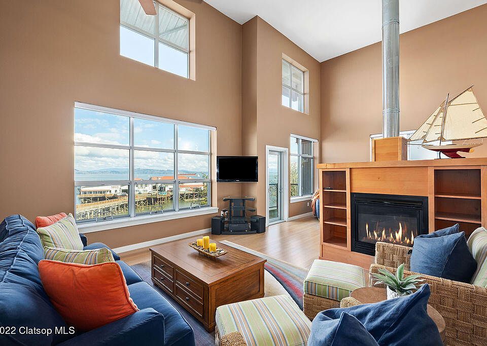 3930 Abbey Ln, Astoria, OR 97103 Zillow