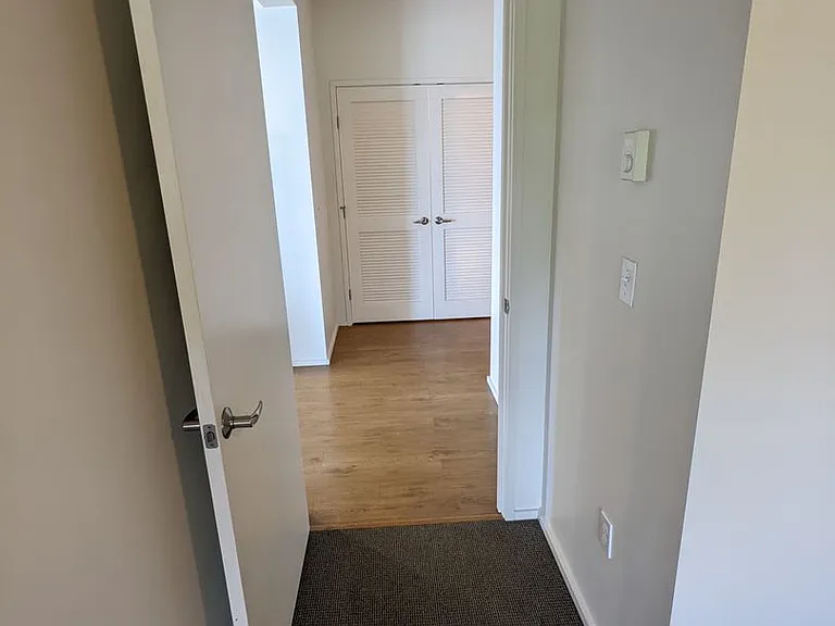 Viewpoint Terrace Apartments — Photo 57
