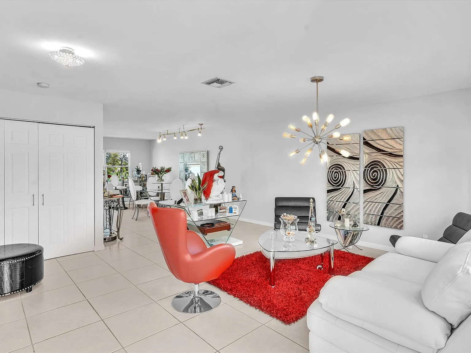 3 bed, 2.5 bath, 1428 sqft, $2,900 — Photo 4