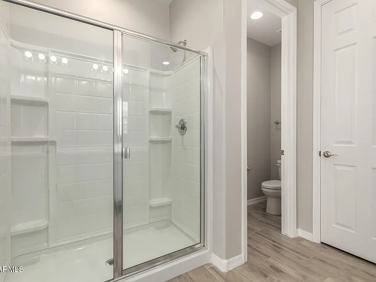 1275 E Jahns Dr — Photo 19