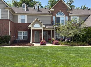 27615 Hidden Oaks Dr #NA, Trenton, MI 48183
