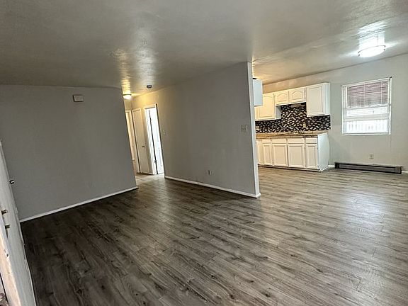 2nd image of 635 W 26th St APT 1