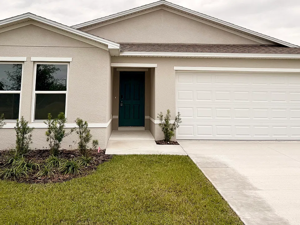2440 NW 22nd Ct