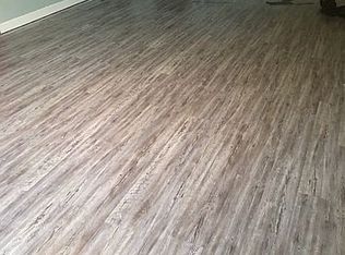 6571 Canadian Cross Dr, Springfield, IL 62711