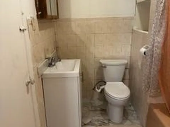 28 Lincoln Street image 11 of 16