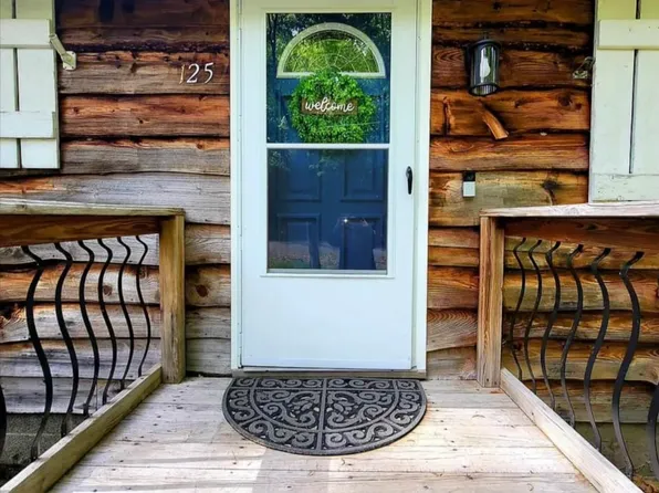 125 Hunter Ln, Albrightsville, PA 18210