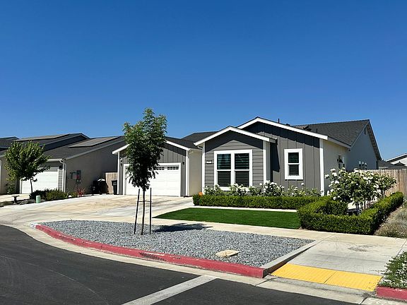 2nd image of 3803 N Santa Fe St