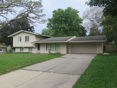1504 Division St, Decorah, IA, 52101