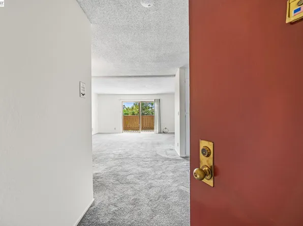 1321 Webster St APT D319, Alameda, CA 94501