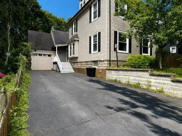 40 Ross St, Auburn, NY 13021