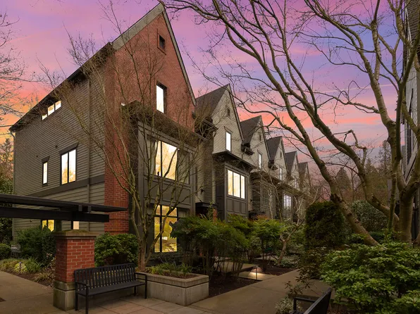 10595 NE 12th Pl Unit 102, Bellevue, WA 98004