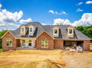 409 Hampton West Blvd, Morristown, TN 37814