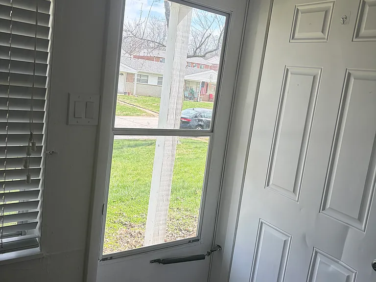 229 Solon Dr — Photo 5