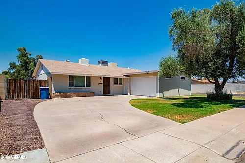 1608 W Inverness Dr Photo 1 1608 W Inverness Dr Photo 1