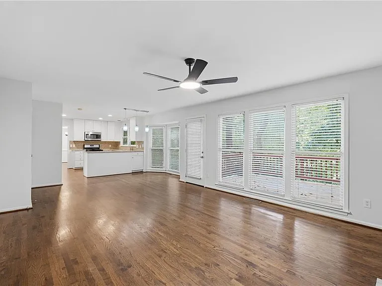 620 Brook Landing Ct — Photo 16