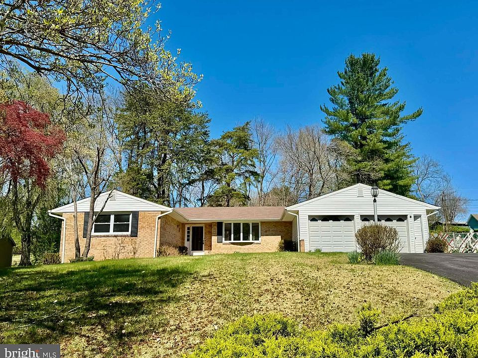 1st image of 10388 Lombardi Dr