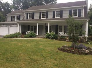 386 Glenwood Rd, Ridgewood, NJ 07450