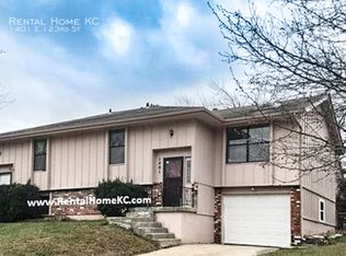 1401 E 123rd St, Olathe, KS 66061
