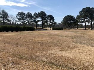 145 Titleist Dr, Goldsboro, NC 27530