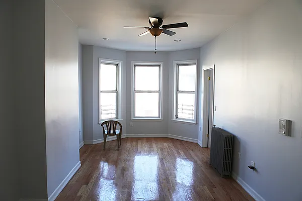 Rented by Chris Stewart, LREB | media 24