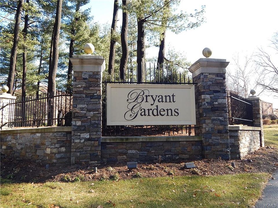 1st image of 11 Bryant Crescent APT 1A